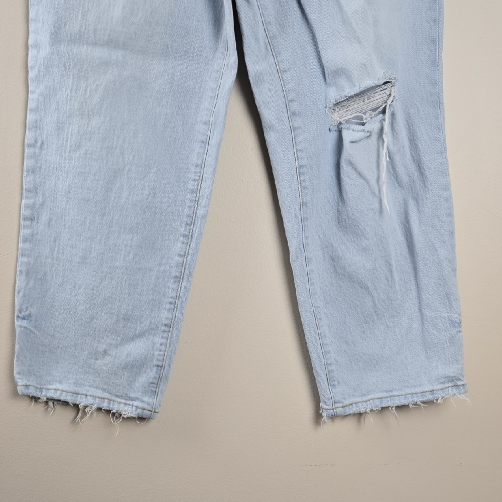 Universal Thread High Rise Blue Jeans - Picture 5 of 15